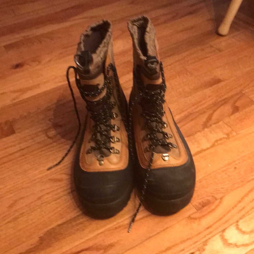 Sorel conquest snow boots